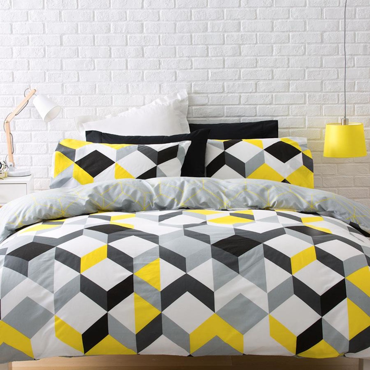 Kenzi Quilt Cover Set - Queen Bed