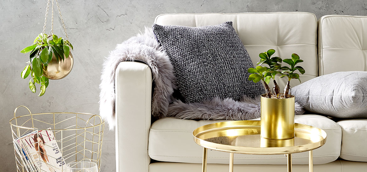 kmart brass look table lamp