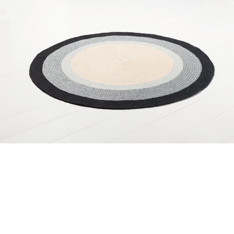 Floor rug