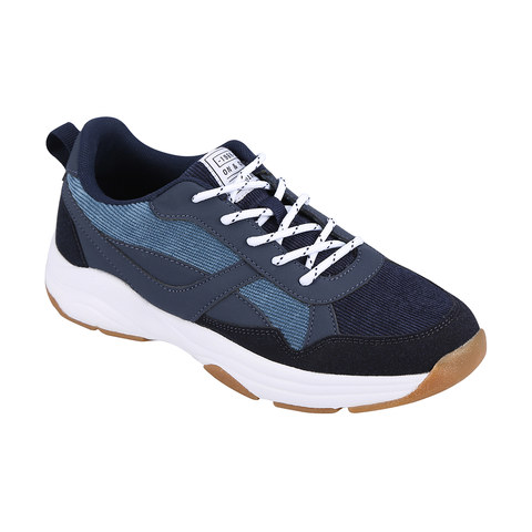 chunky tennis shoes