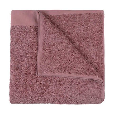 pink and grey bath towels