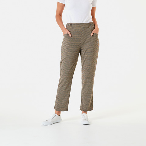 slanted pockets pants